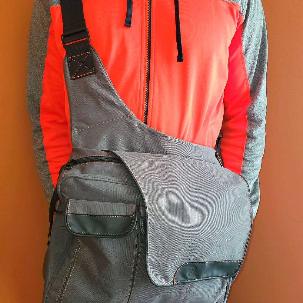 Diaper Dude Messenger Diaper Bag -Gray